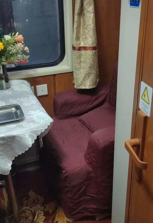火车软卧视频