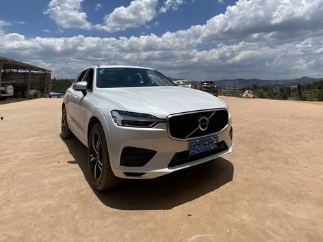 沃尔沃xc60越野视频,驾驭极限,尽享驰骋之旅